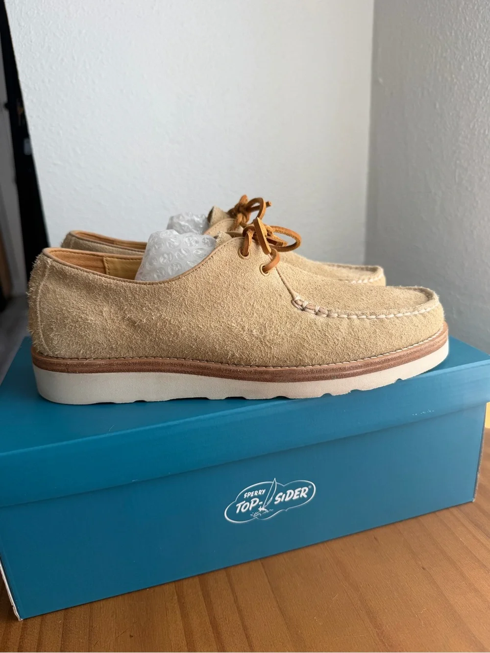 Sperry Top-Sider Tan Suede Captain Oxford